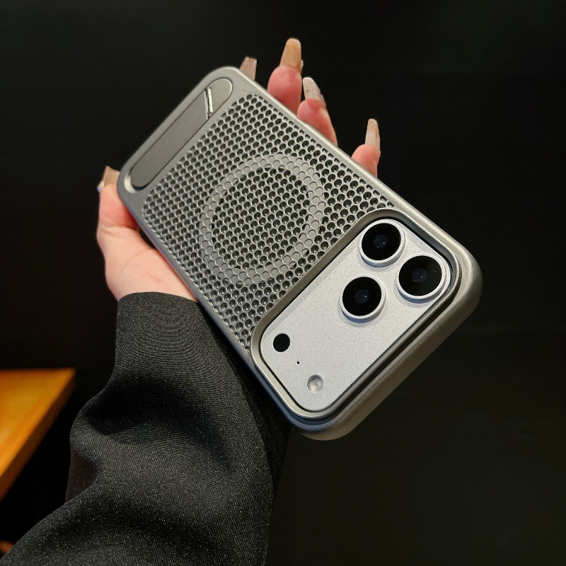Premium Honeycomb Cooling Brea - Premium Cigar Case review and price